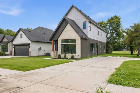 301 e locust, leonard, Texas 75452, USA