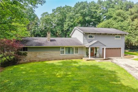 468 Cherokee Dr, Butler, Pennsylvania 16001, USA