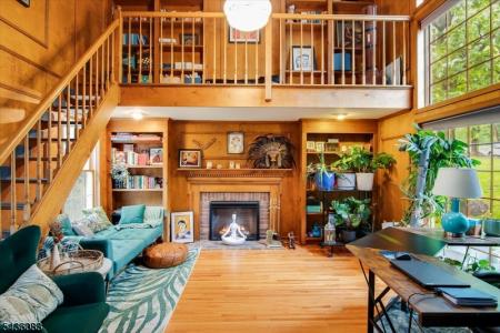 58 Musiker Ave, Randolph Twp., NJ 07869-4610, USA