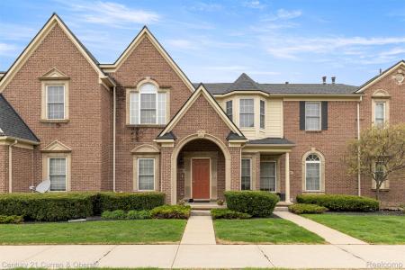 45599 Graystone Ln, Canton Charter Township, Michigan 48187, États-Unis