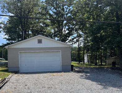 12808 N Shoreland Dr, Marion, Illinois 62959, USA
