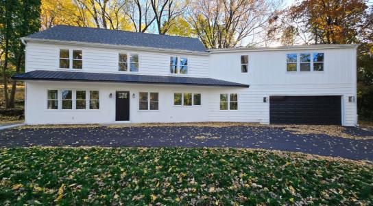 5111 Colonial Drive, Golden Valley, Minnesota 55416, USA