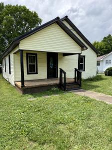 125 Walnut St, Cowan, Tennessee 37318, Stati Uniti