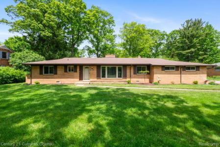 36634 W Lyman Road, Farmington Hills, Michigan 48331, Estados Unidos