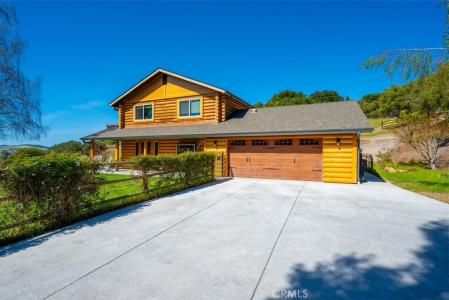 1665 Corbett Highlands Place, Arroyo Grande, California 93420, USA
