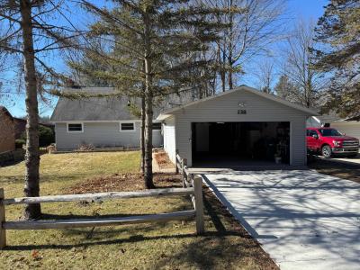 138 Hazelwood Drive, Prudenville, Michigan 48651
