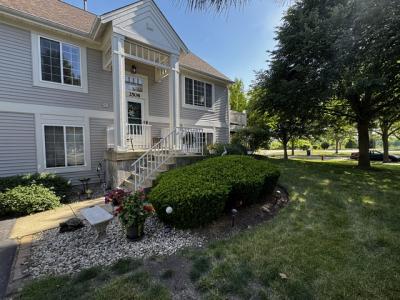 2506 Hatfield Ct , Elgin, Illinois 60123, USA