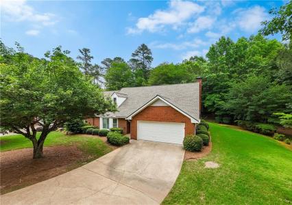300 Brickleberry Drive, Roswell, Georgia 30075
