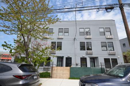 3540 Tiemann Avenue, Bronx, Nowy Jork 10469, USA