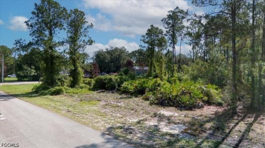 1608 Clark Avenue, Lehigh Acres, Florida 33972, USA