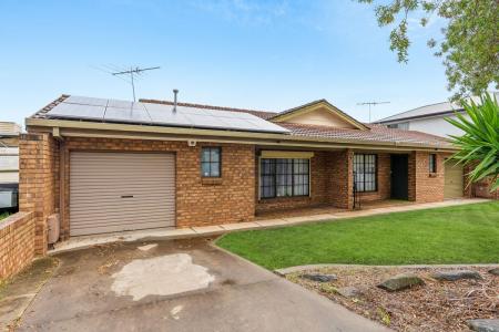 1/13 Riesling Street, Morphett Vale, SA 5162, Australien