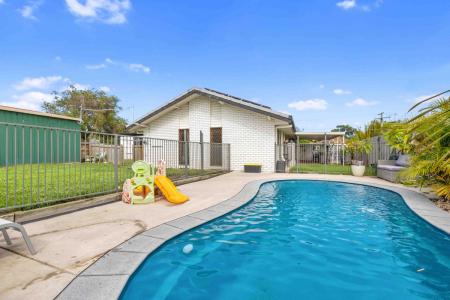 16 Hodges Street, Redcliffe, QLD 4020, Australia