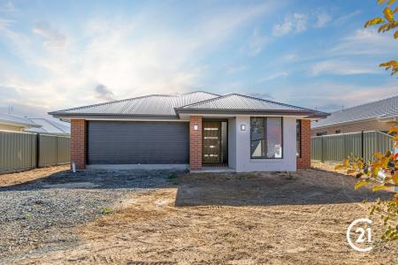 9 Emmylou Place, Moama, NSW 2731, Australia