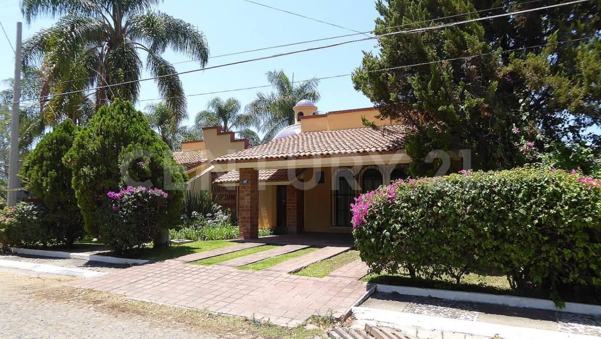 Paseo de las Brisas, La Floresta 49,, Chapala, Jalisco 45920, Mexique