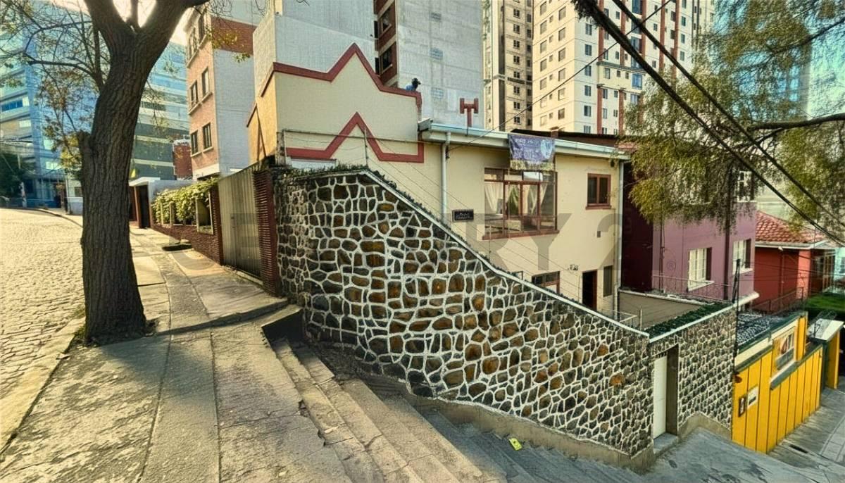 Calle Presbitero Medina s/n s/n, Sopocachi, La Paz 00001, Bolivie