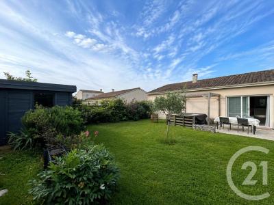 St Quentin De Baron, Aquitaine 33750, France