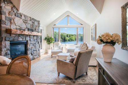 4721 BAYSIDE DRIVE, Huntsville, Ontario P1H 0A6, Canada