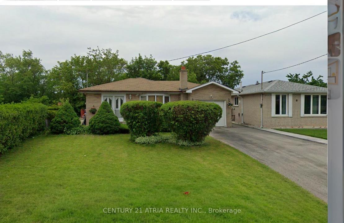 3 LAMBERTON BOULEVARD, Toronto, Ontario M3J 1G3, Canada