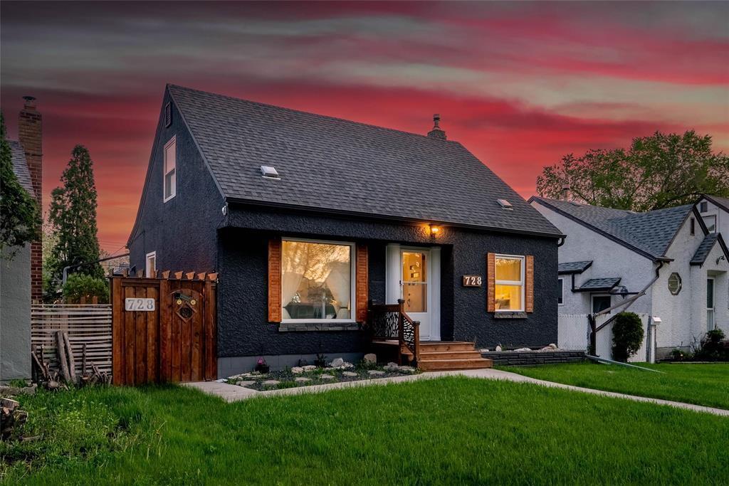 728 CATHEDRAL AVENUE, Winnipeg, Manitoba R2W 0Z1, Canadá