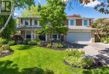 20 SOLWAY COURT, Toronto (l'amoreaux), Ontario M1W 1S6, Canadá