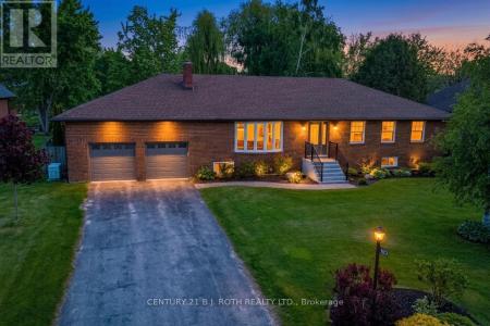 183 BAYSHORE DRIVE, Ramara, Ontario L0K 1B0, Canada
