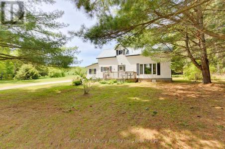 5835A MATAWATCHAN ROAD, Greater Madawaska, Ontario K0J 1R0, Canada
