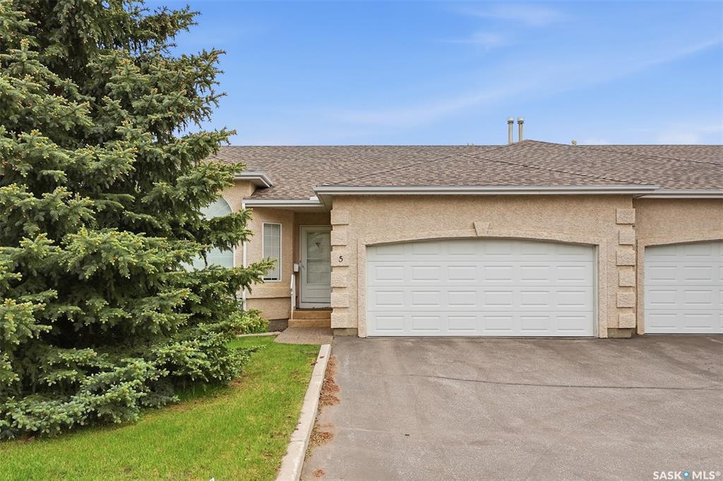 927 HERITAGE VIEW, Saskatoon, Saskatchewan S7H 5S2, Canada