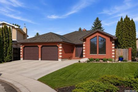 214 FORSYTH COURT, Saskatoon, Saskatchewan S7N 4H2, Canadá