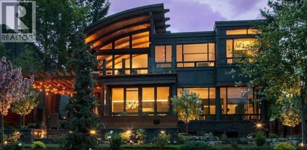 934 RIDEAU ROAD SOUTHWEST, Calgary, Alberta T2S 0R6, Canada