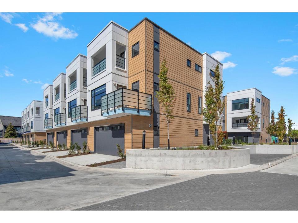 177 175A STREET, Surrey, Colúmbia Britânica V3Z 1L1, Canadá