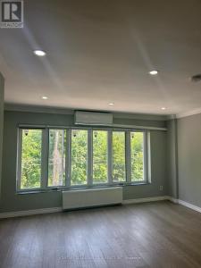 552A SHEPPARD AVENUE WEST, Toronto (bathurst Manor), Ontario M3H 2R9, Kanada