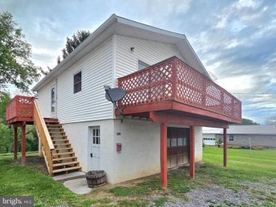 451 Harmison Lane, Romney, West Virginia 26757, USA
