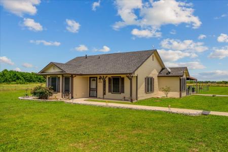 4892 CR 2714, Caddo Mills, Texas 75135, USA