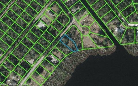 6306 Lakeside Drive W, Sebring, Florida 33875, USA