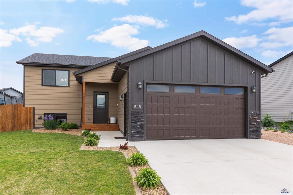 545 Mace Drive, Box Elder, サウスダコタ 57719, アメリカ合衆国