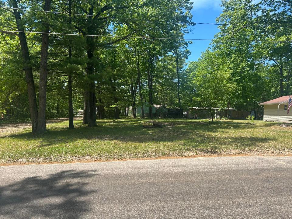 Lot 9 Little Street, Houghton Lake, Michigan 48629, USA