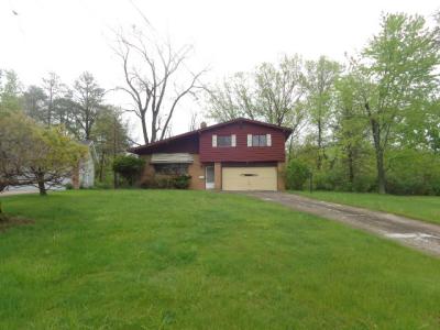 8085 Worthington Park Dr., Strongsville, Ohio 44149, États-Unis