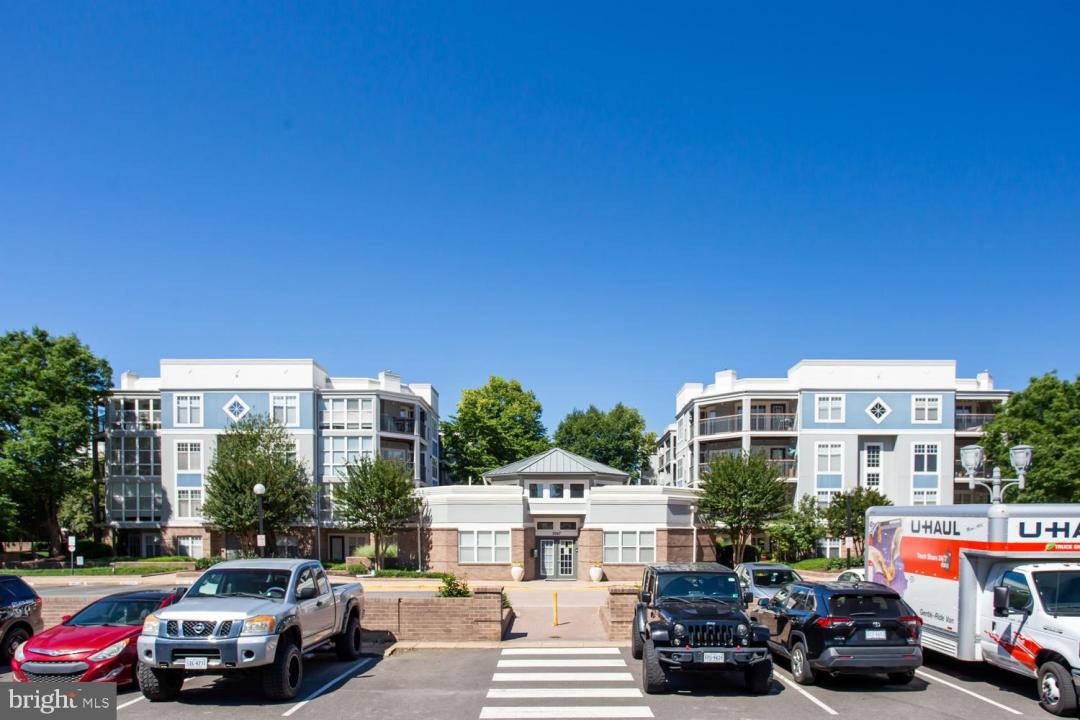 5563 Seminary Road Unit# 406, Falls Church, Virginie 22041, États-Unis