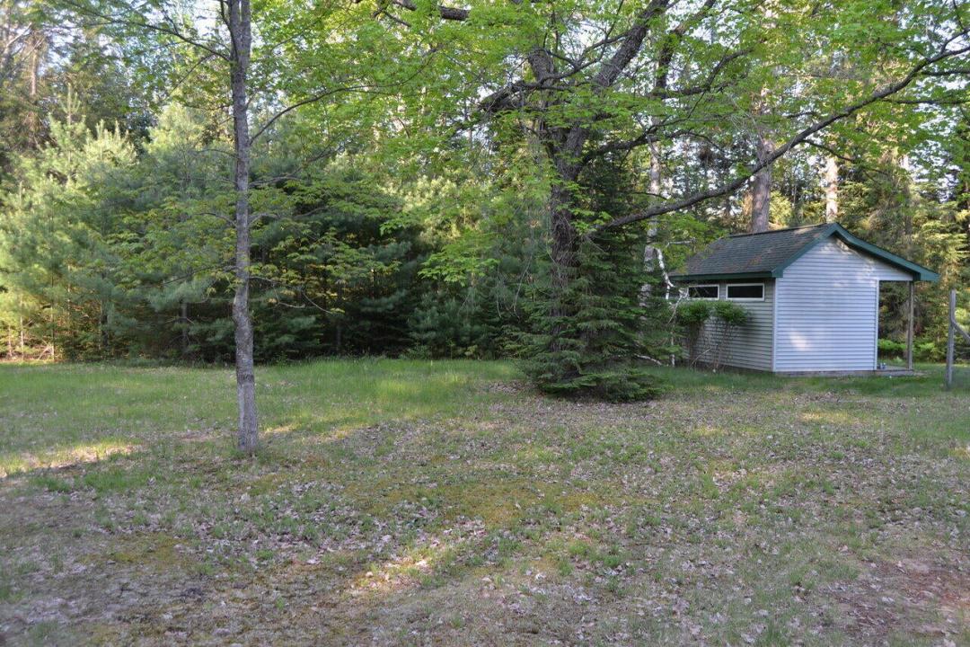 7601 N Cabin Lane, Roscommon, Michigan 48653, Estados Unidos