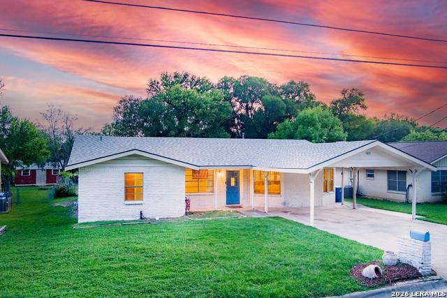 1107 Donna Kay Dr., Kerrville, Texas 78028, Stati Uniti