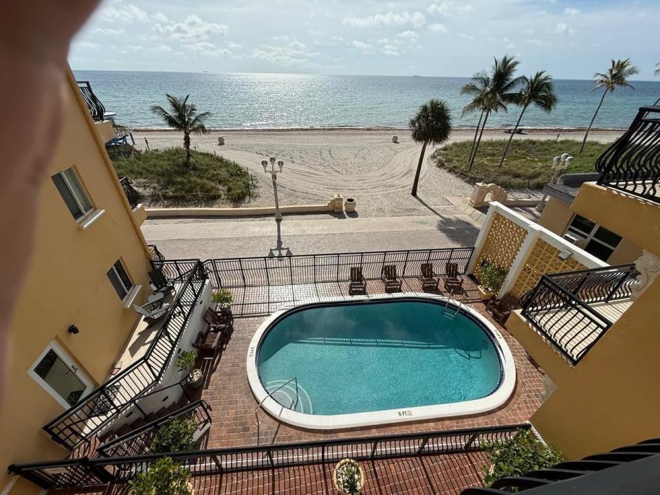 1815 N Surf Road unit: 402, Hollywood, Floride 33019, États-Unis
