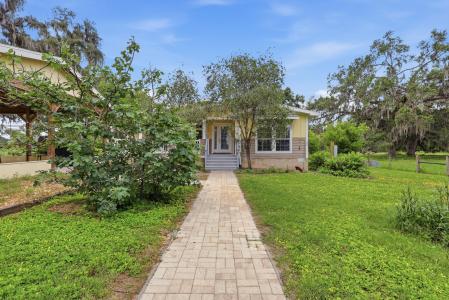 9468 Janmar Road, Dade City, Flórida 33525, Estados Unidos