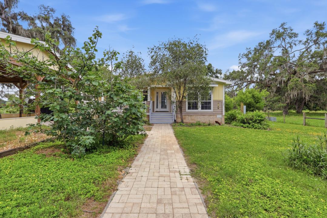 9468 Janmar Road, Dade City, Flórida 33525, Estados Unidos