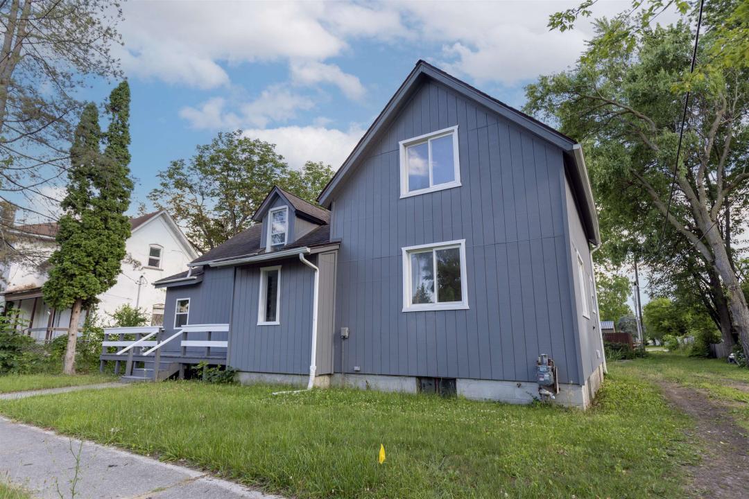 611 W 2nd, Pinconning, Michigan 48650, Stati Uniti