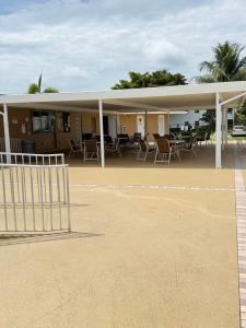 212 Greenbrier B, West Palm Beach, Florida 33417, USA