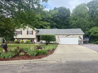 1524 Jennifer Avenue, Tomah, Wisconsin 54660, USA