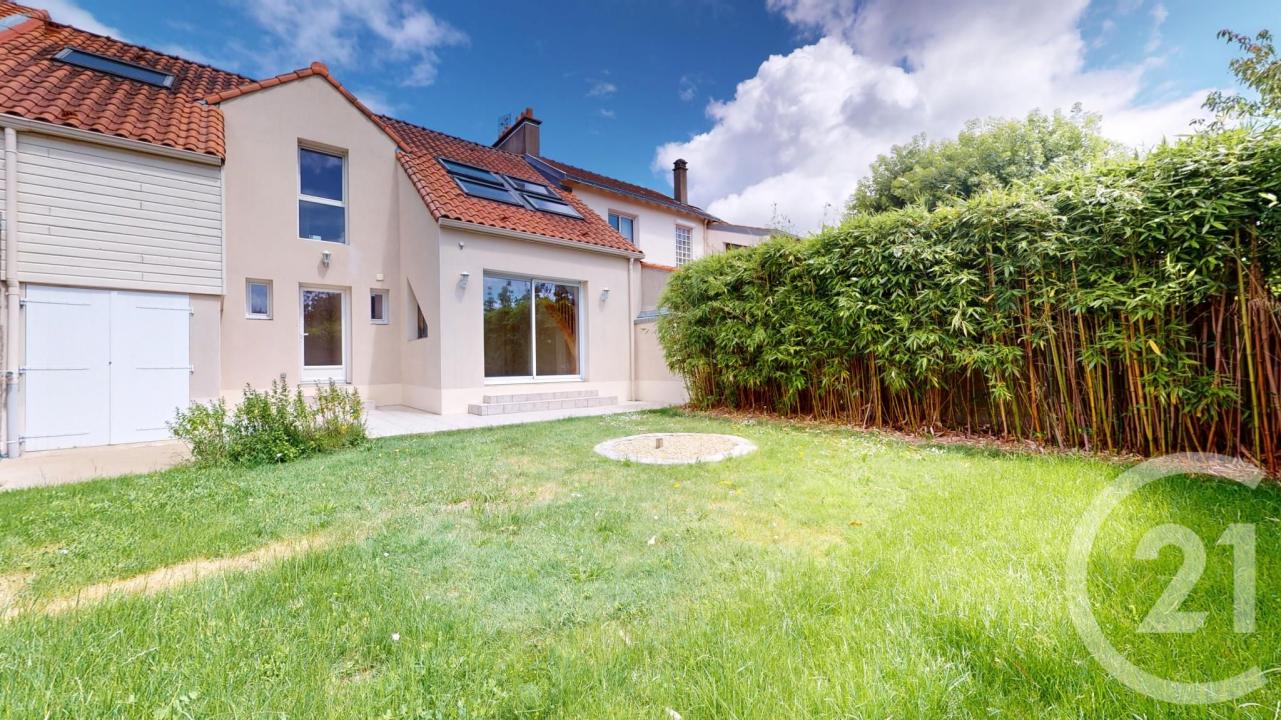St Herblain, País Do Loire 44800, França