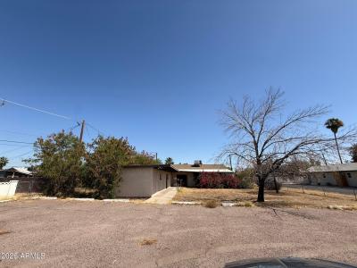 4202 N MITCHELL Street, Phoenix, Arizona 85014
