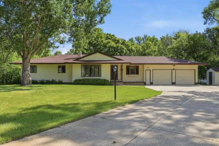 4401 37th St. Se, Minot, ND 58701, USA