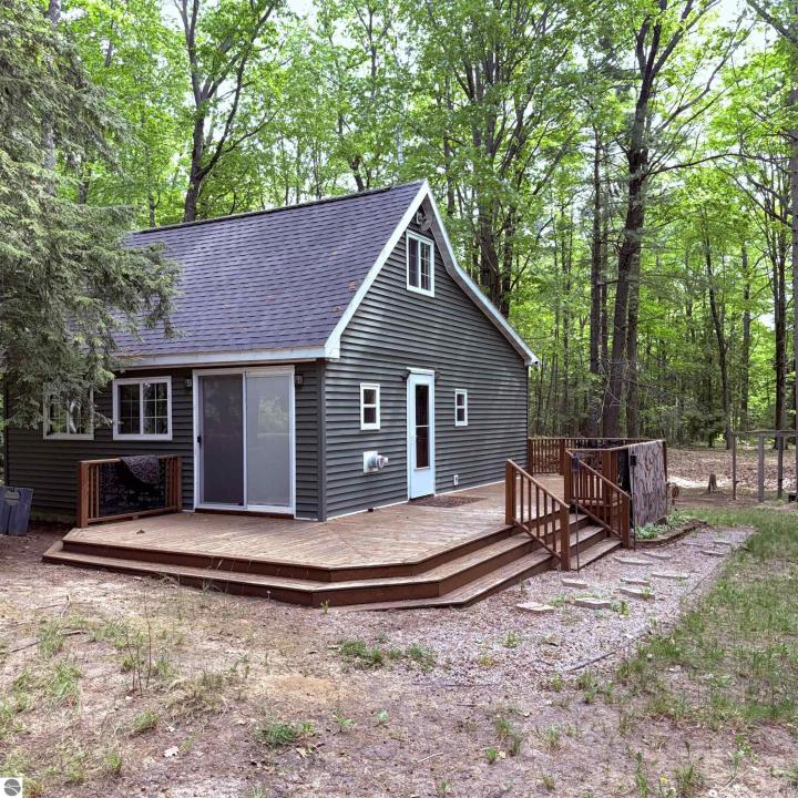3551 E Cedar Lake Drive, Greenbush, Michigan 48738, États-Unis